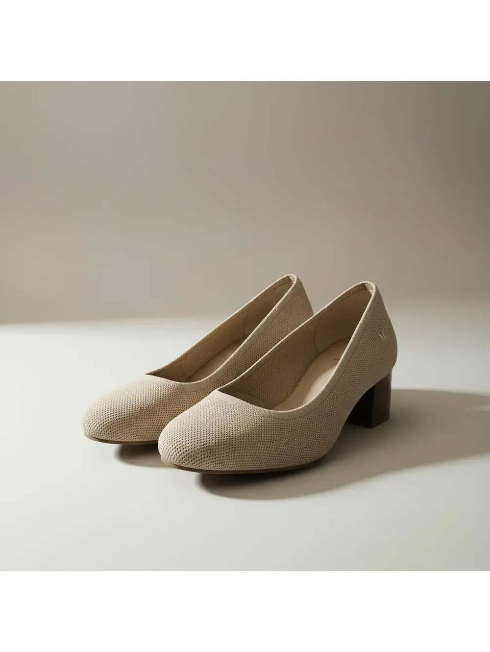 VIVAIA Nude Knit Block Heel Pumps EU 37.5/ US 7/7.5 NWOT Sustainable Comfort - Picture 2 of 9